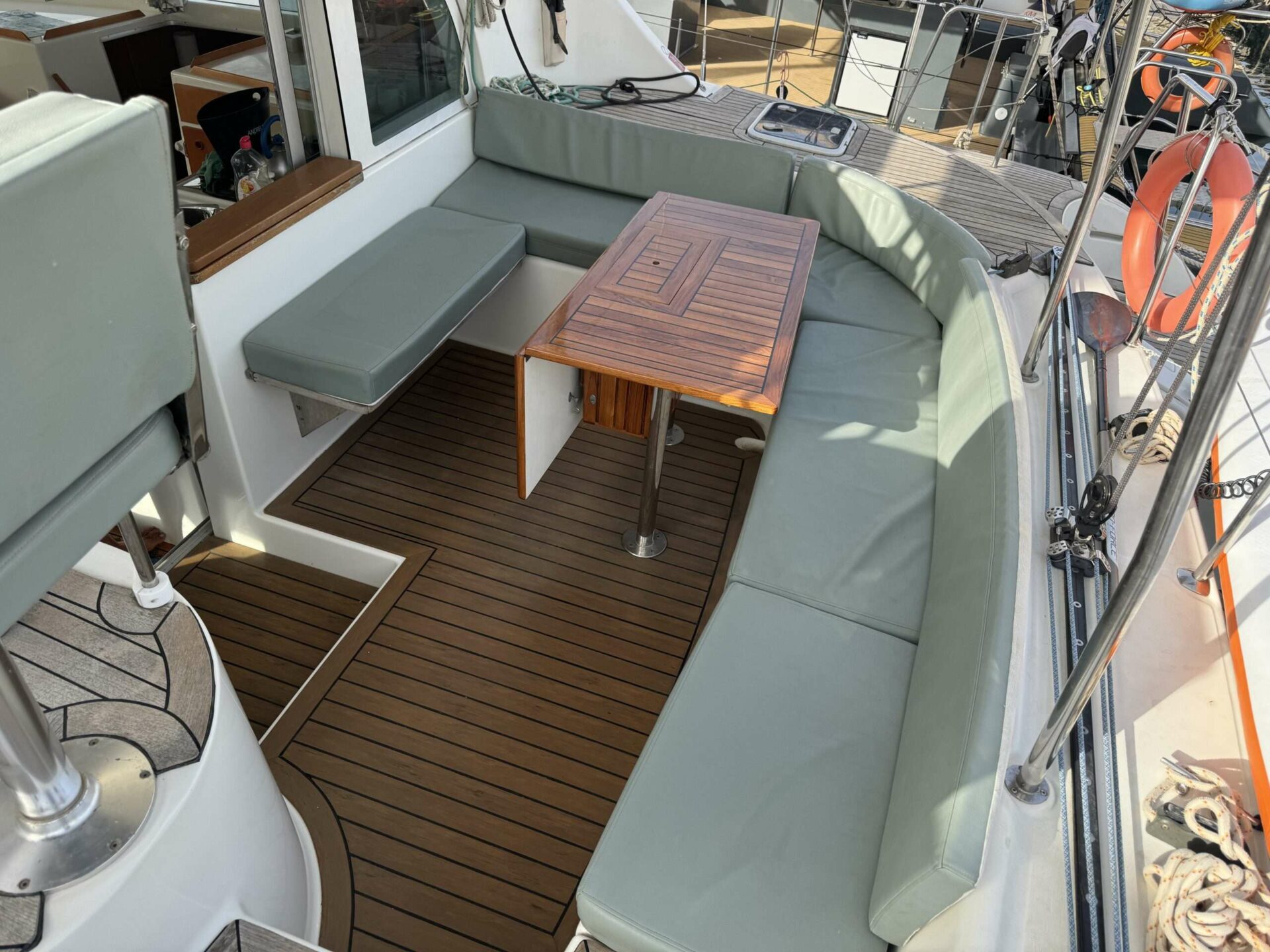 Cockpit dining table aboard Cicciolina Mia catamaran