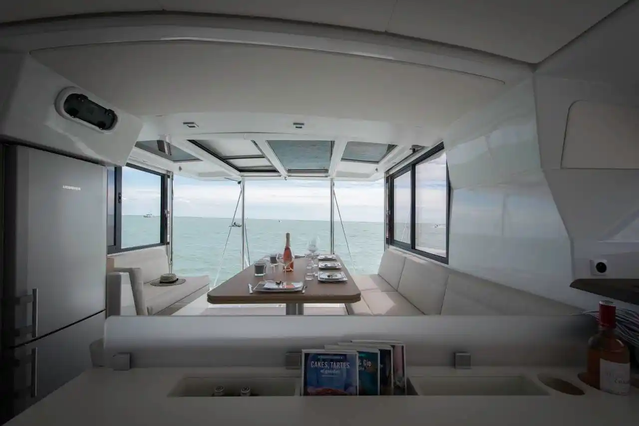 Bali 4.0 Catspace cockpit dining area with sea view (manufacturer image)